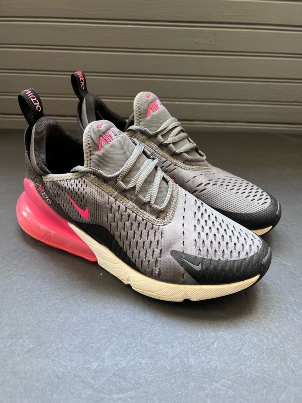 Nike air max 270 GS size 7Y grey and pink